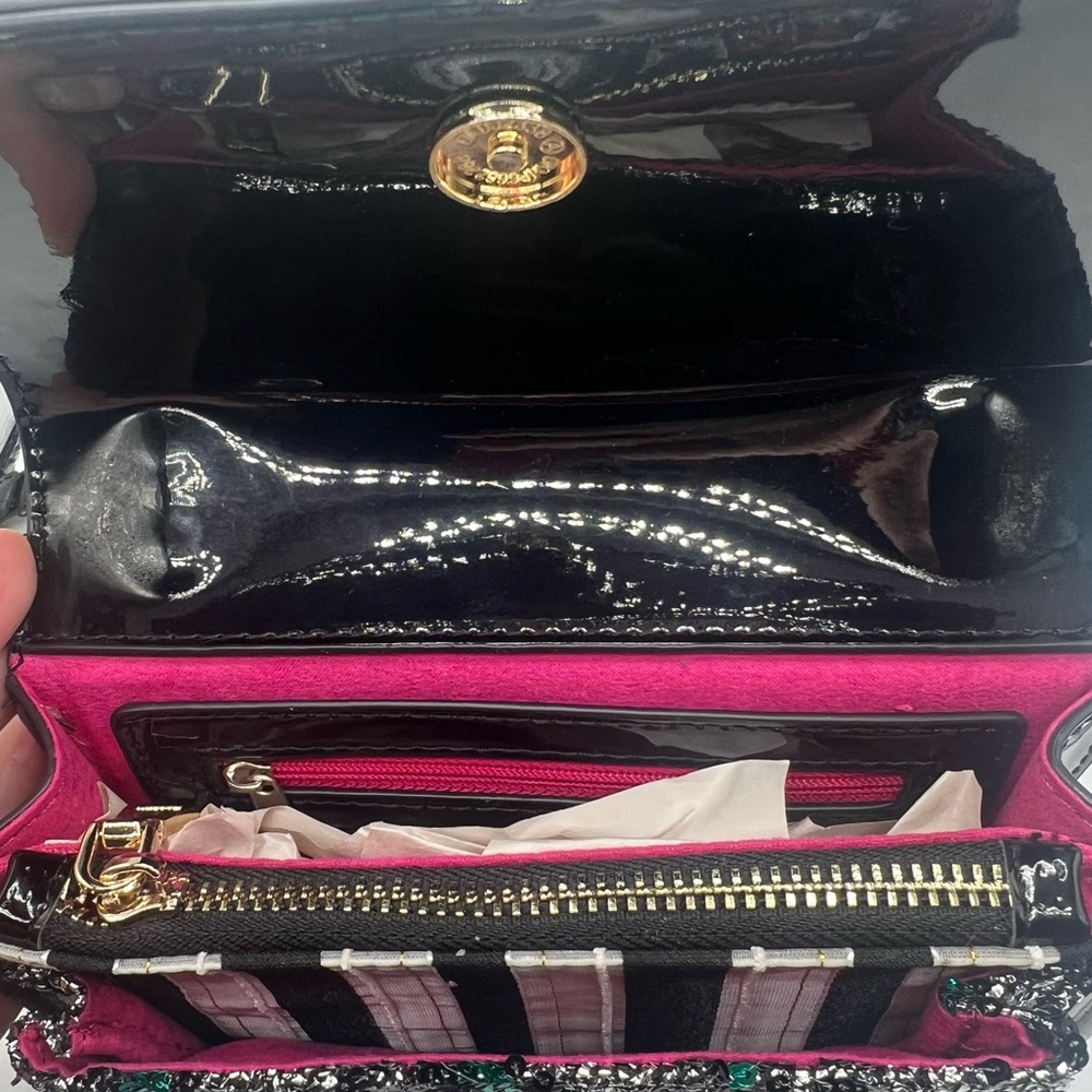 Betsey Johnson Butterfly purse - Picture 6 of 13